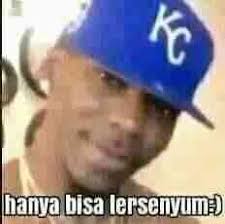 Sticker meme hanya bisa tersenyum :) - Download PNG di doksli.site